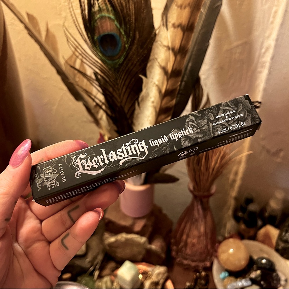 KVD Everlasting Liquid Lipstick Kat Von D NWOT NIB OG Lolita Shade RARE